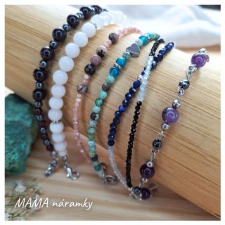 Po delší době mám pro vás nové MAMA náramky 💜 Jsou vyráběny z minerálů, chirurgické oceli i stříbra tak, aby vám byly...